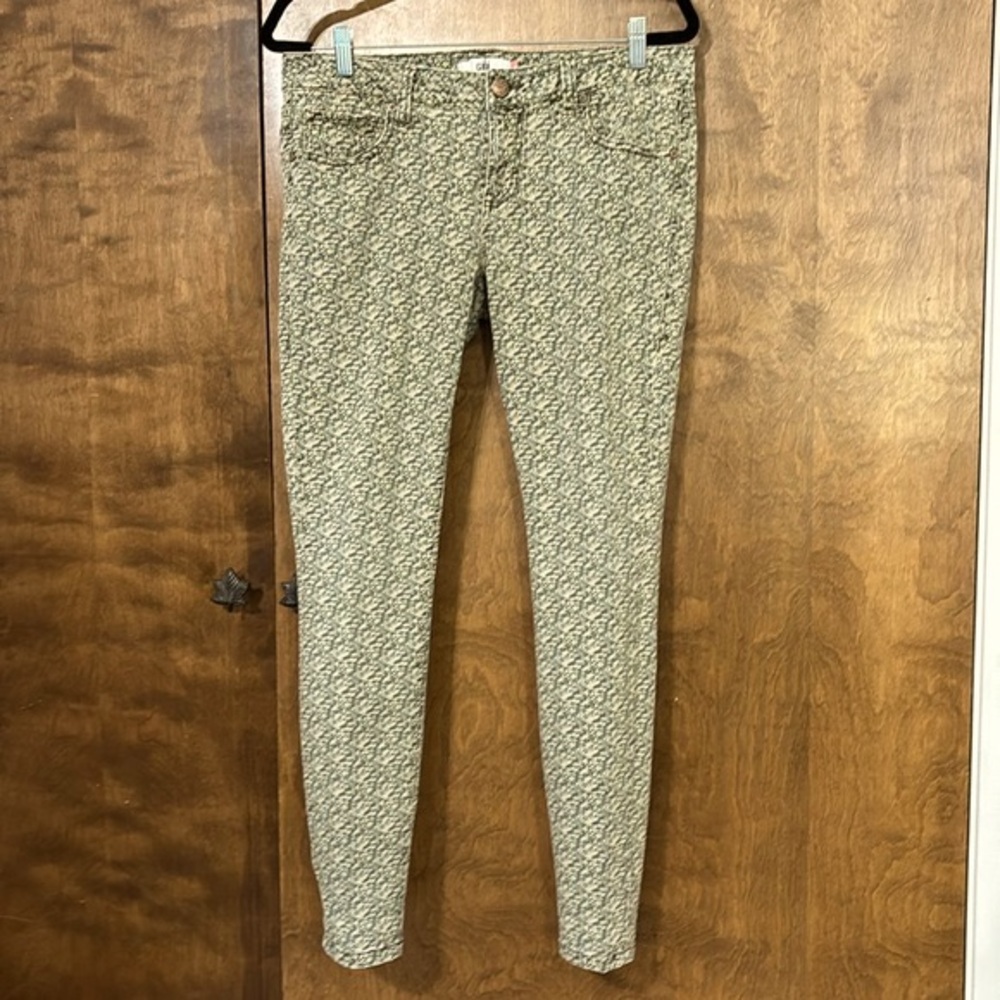 CAbi Women’s Stretch Skinny Jeans